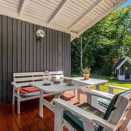 Holiday home Sofja Hadsund