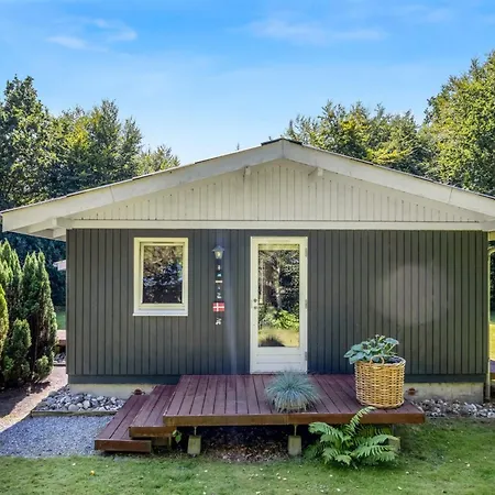 Holiday home Sofja Hadsund