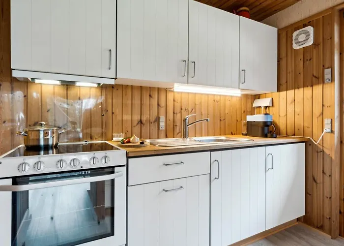 Sofja - 175m To The Fjord By Interhome Дом отдыха