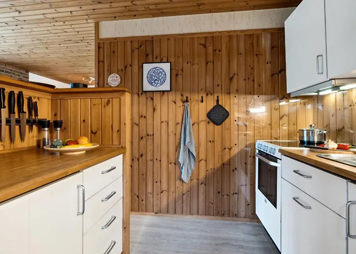 Sofja - 175m To The Fjord By Interhome